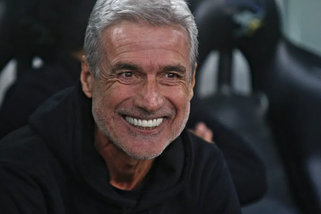 Luís Castro - Foto: Gabriel Machado/AGIF.