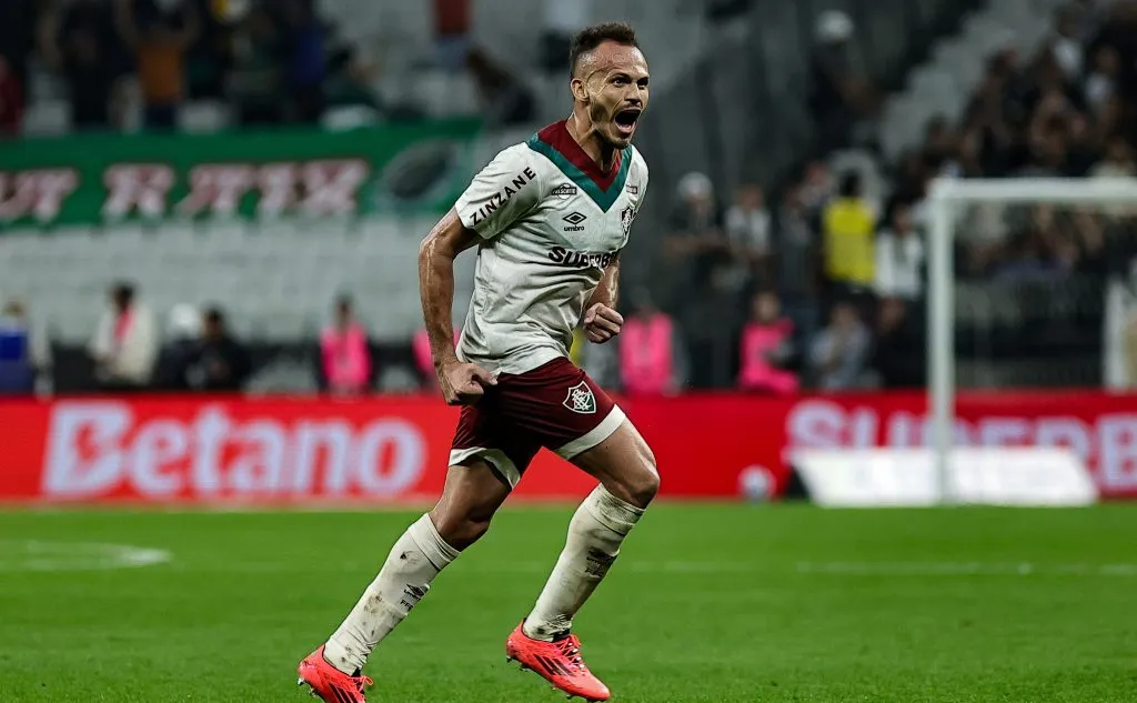 Renê vibra após golaço contra o Corinthians. Foto: Fabio Giannelli/AGIF