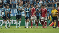 Jogadores do Grêmio discutem com jogadores do Internacional durante partida no estadio Arena do Grêmio pelo campeonato Gaúcho 2025. Foto: Liamara Polli/AGIF