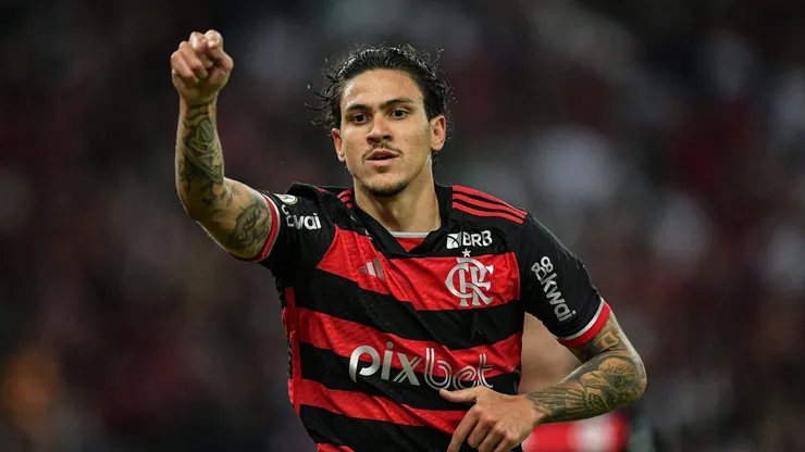 Atacante pode aparecer entre os titulares