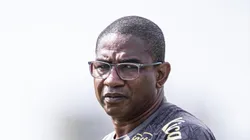 César Sampaio durante atividade no CT Rei Pelé