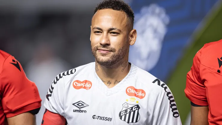 Neymar durante partida entre Santos e Atlético-MG, na Vila Belmiro, pelo Brasileirão.