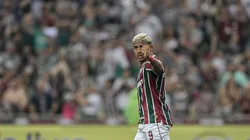 John Kennedy, jogador do Fluminense, durante partida contra o Grêmio, pela CONMEBOL Libertadores de 2024. Foto: Thiago Ribeiro/AGIF.