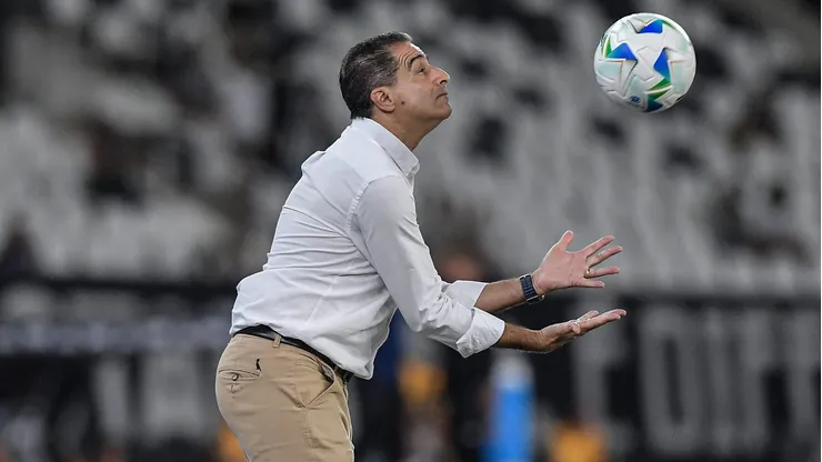 Renato Paiva destacou que Botafogo vem sofrendo com a falta de eficiência no ataque
