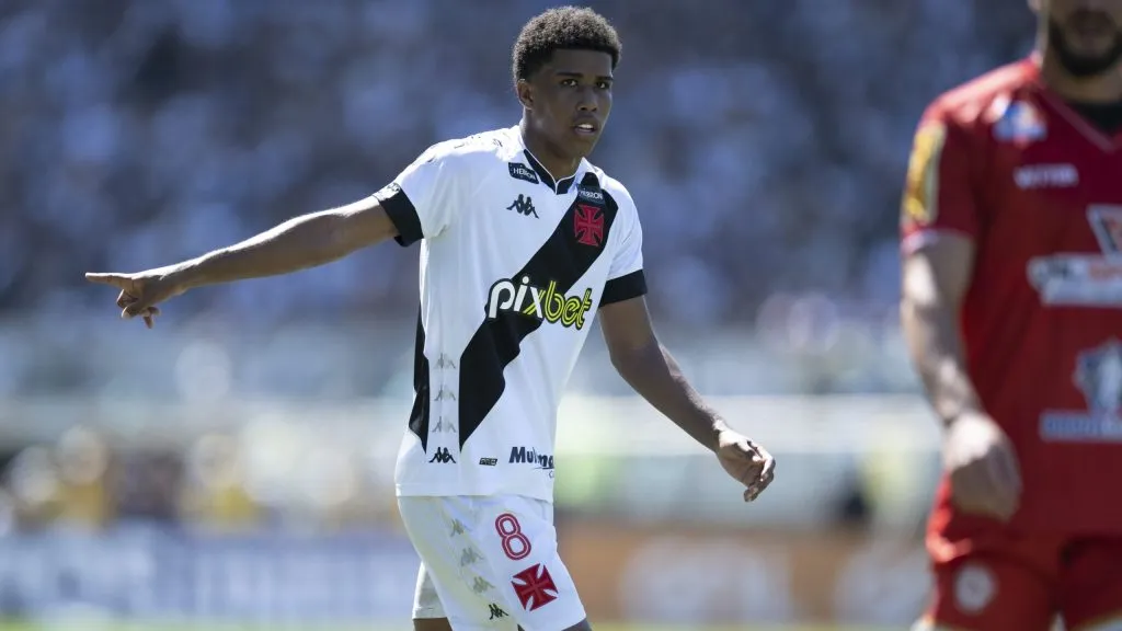 Andrey Santos jogador do Vasco durante partida contra o Tombense no estádio São Januário pelo campeonato Brasileiro B 2022. Foto: Jorge Rodrigues/AGIF