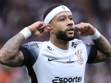 Memphis Depay comemora vitória e quer mais do Corinthians