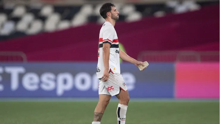 Calleri, do São Paulo, se machucou gravemente no Nílton Santos