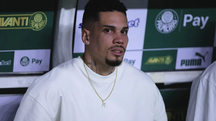 Paulinho, jogador do Palmeiras