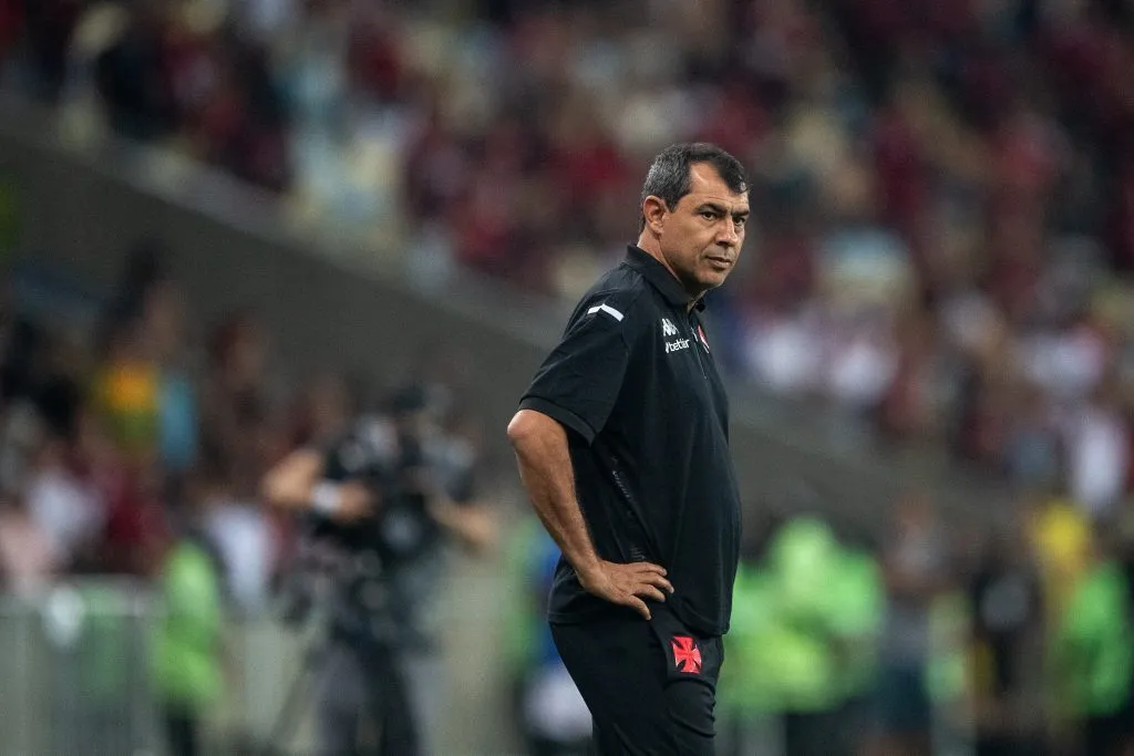 Carille no comando do Vasco. Foto: Thiago Ribeiro/AGIF