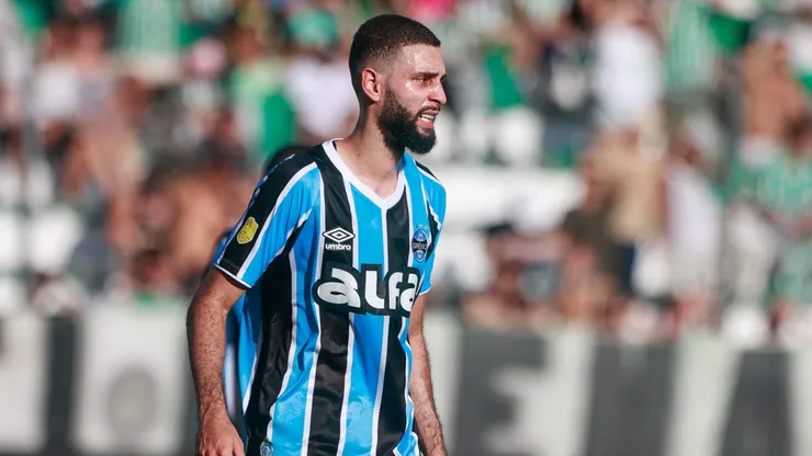 Wagner Leonardo jogador do Grêmio durante partida contra o Juventude no estádio Alfredo Jaconi pelo campeonato Gaúcho 2025.