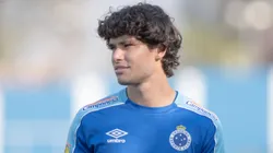Dodô jogou no Cruzeiro em 2019, quando participou do inédito rebaixamento do clube