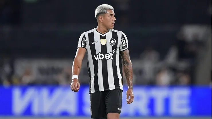 Matheus Martins novamente teve atuação apagada e irritou a torcida do Fogão