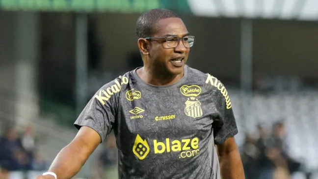Treinador interino assume o clube nos jogos