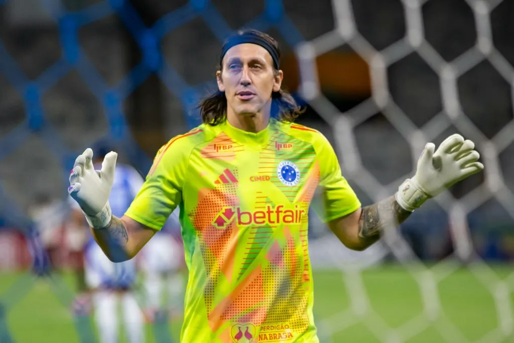 Cassio jogador do Cruzeiro durante partida contra o Mushuc Runa – Foto: Fernando Moreno/AGIF