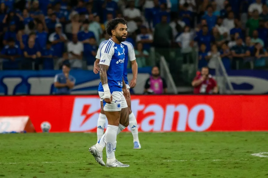 MG – BELO HORIZONTE – 17/04/2025 – BRASILEIRO A 2025, CRUZEIRO X BAHIA – Gabigol jogador do Cruzeiro durante partida contra o Bahia no estadio Mineirao pelo campeonato Brasileiro A 2025. Foto: Fernando Moreno/AGIF