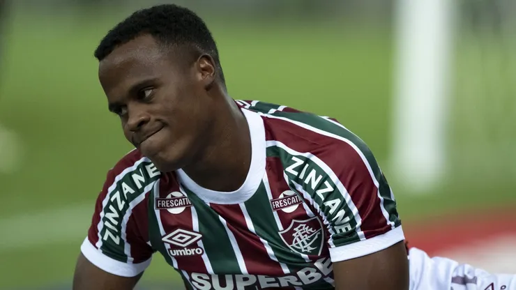 Arias reclama de erro da arbitragem que comprometeu resultado do Fluminense - Foto: Jorge Rodrigues/AGIF