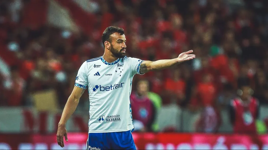 Fabrício Bruno aponta erros determinantes do Cruzeiro – Foto: Giancarlo Santorum/AGIF