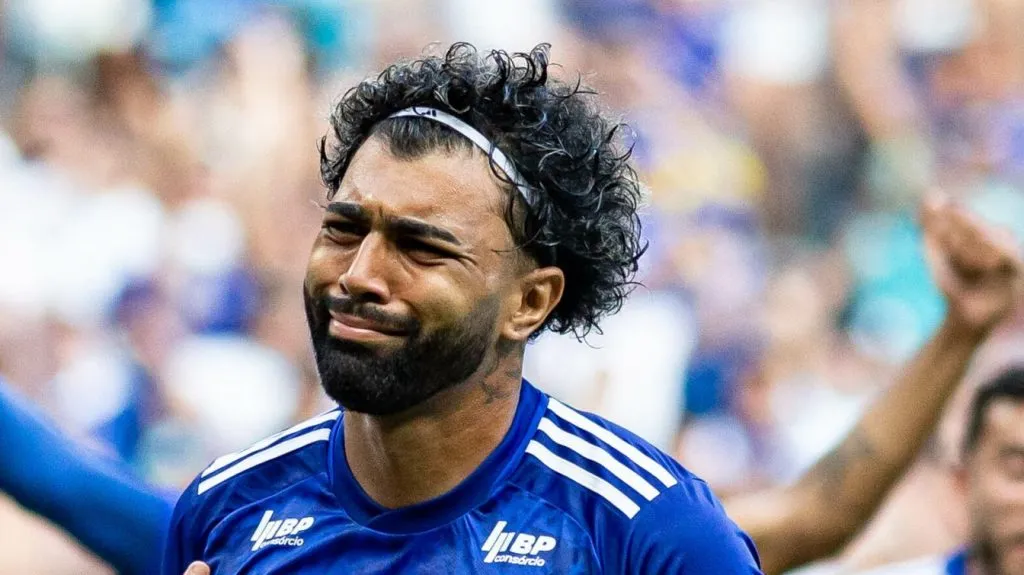 MG – BELO HORIZONTE – 16/02/2025 – MINEIRO 2025, CRUZEIRO X AMERICA-MG – Gabigol jogador do Cruzeiro comemora seu gol durante partida contra o America-MG no estadio Mineirao pelo campeonato Mineiro 2025.