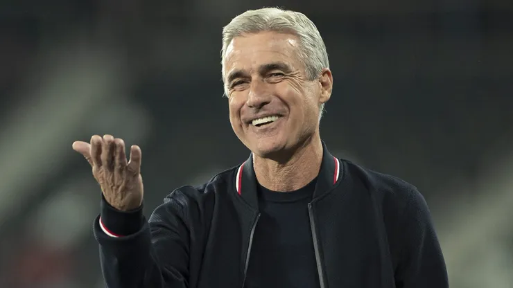 Luís Castro não será técnico do Corinthians.