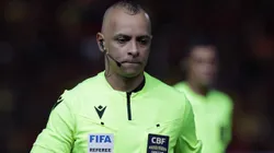 Wilton Pereira Sampaio não marcou penalidade.