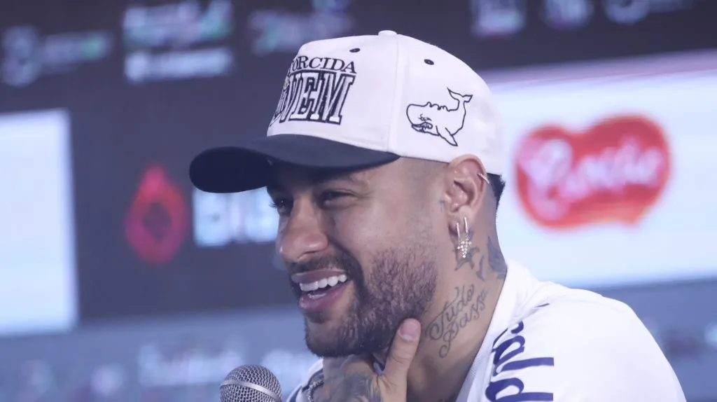 Foto: Reinaldo Campos/AGIF – Craque descarta sair do Peixão e renovação vai acontecer em breve.