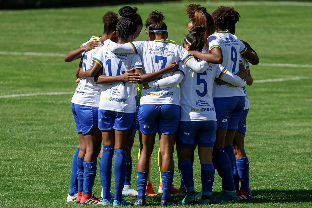 Jogadoras São José. Foto: Fernando Alves/AGIF
