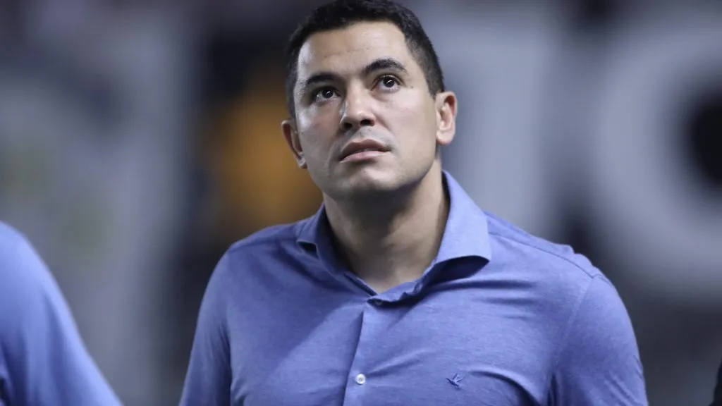 Pedro Martins durante partida. Foto: Reinaldo Campos/AGIF