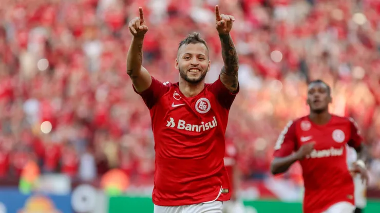Nico López, jogador do Internacional, comemora seu gol durante partida contra o São Paulo, pelo Campeonato Brasileiro de 2018. Foto: Jeferson Guareze/AGIF.