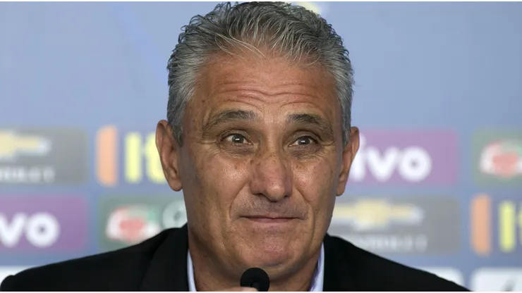 Tite durante coletiva pela Seleção Brasileira.