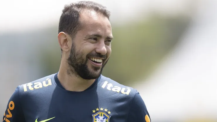 Everton Ribeiro está na mira - Foto: Lucas Figueiredo/CBF.