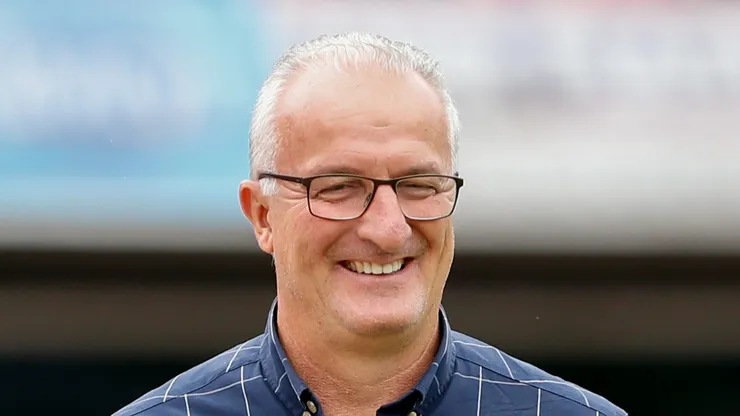 Dorival é o sonho de consumo de dirigentes santistas.