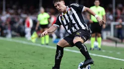SP - SAO PAULO - 20/04/2025 - BRASILEIRO A 2025, SAO PAULO X SANTOS - Rollheiser jogador do Santos durante partida contra o Sao Paulo no estadio Morumbi pelo campeonato Brasileiro A 2025. Foto: Fabio Giannelli/AGIF