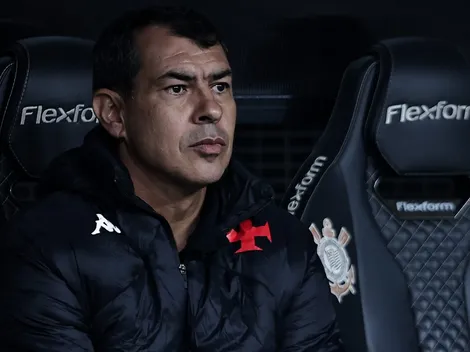 Carille volta a ficar na mira do Corinthians e Vasco avalia