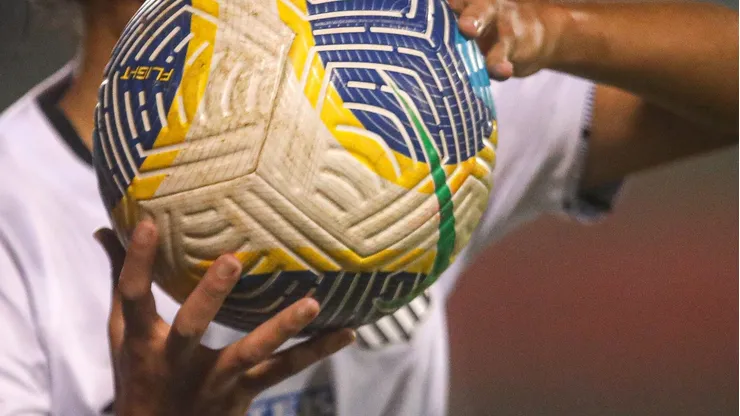 Jogadora Santos. Foto: Reinaldo Campos/AGIF