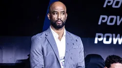 Fabinho Soldado está pressionado no Corinthians.