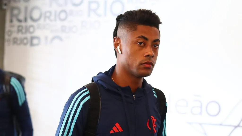 Bruno Henrique pediu para utilizar oxigênio na altitude de Quito – Fotos: Gilvan de Souza/Flamengo