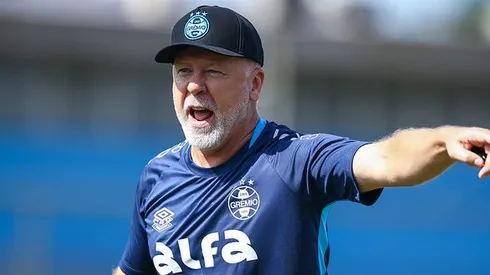 Mano Menezes comanda treino do Grêmio. Foto: Lucas Uebel/Grêmio