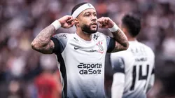 Memphis Depay marcou os dois gols na vitória contra o Sport