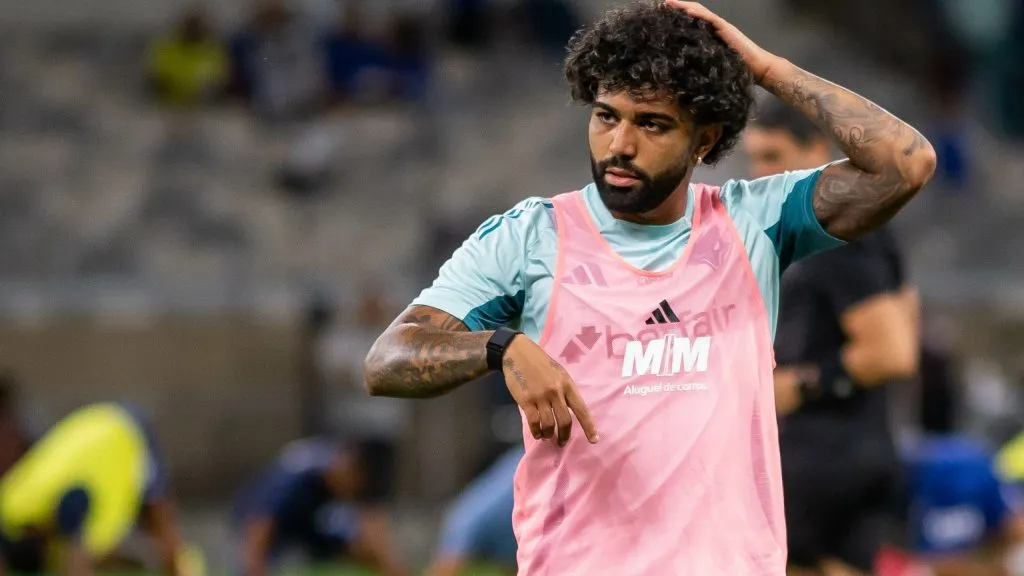 Gabigol durante partida. Foto: Fernando Moreno/AGIF