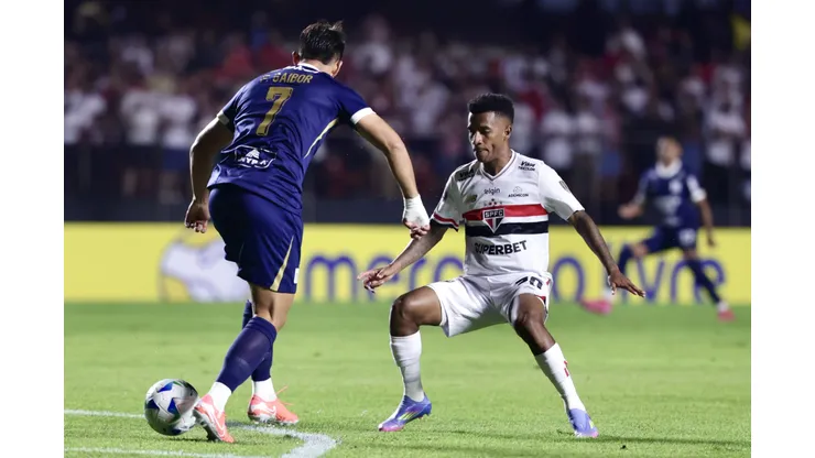 Marcos Antonio jogador do São Paulo durante partida contra o Alianza Lima no estádio Morumbi pelo campeonato Copa Libertadores 2025. Foto: Marcello Zambrana/AGIF