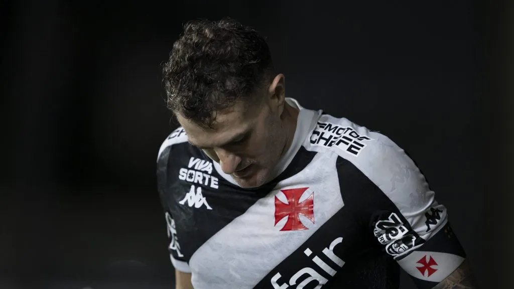 Vegetti em ação nas quatro linhas com a camisa do Gigante. Foto: Jorge Rodrigues/AGIF.