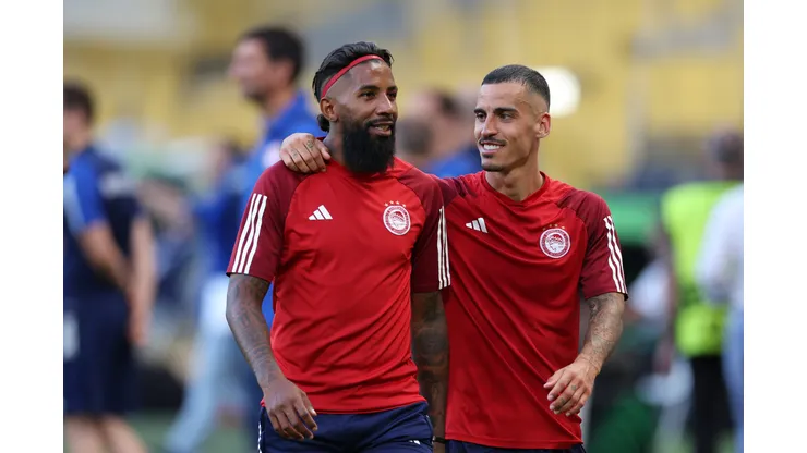ATHENS, GREECE - MAY 28: Rodinei and Chiquinho of Olympiacos embrace during a training session ahead of their UEFA Europa Conference League 2023/24 final match against ACF Fiorentina at AEK Arena on May 28, 2024 in Athens, Greece. (Photo by Michael Steele/Getty Images)