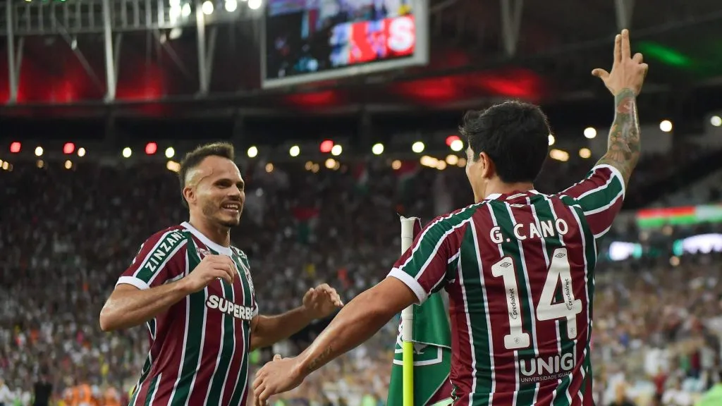 Germán Cano celebra tento marcado pelo Tricolor das Laranjeiras. Foto: Thiago Ribeiro/AGIF.