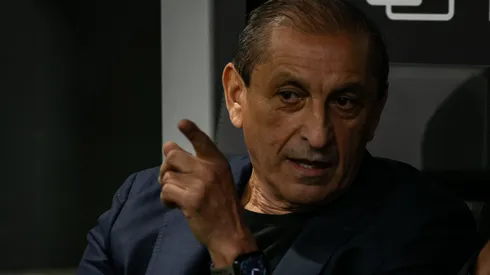 Ramón Díaz inicia os trabalhos no Internacional.