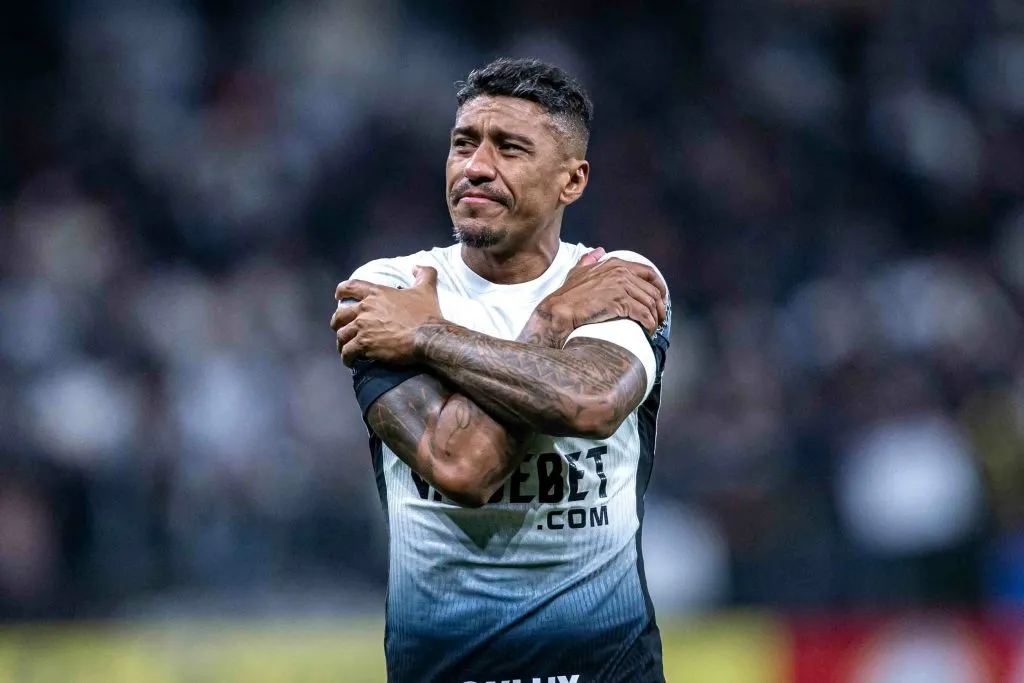 Paulinho em sua despedida pelo Corinthians. Foto: Leonardo Lima/AGIF