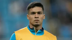 Arezo, centroavante do Grêmio