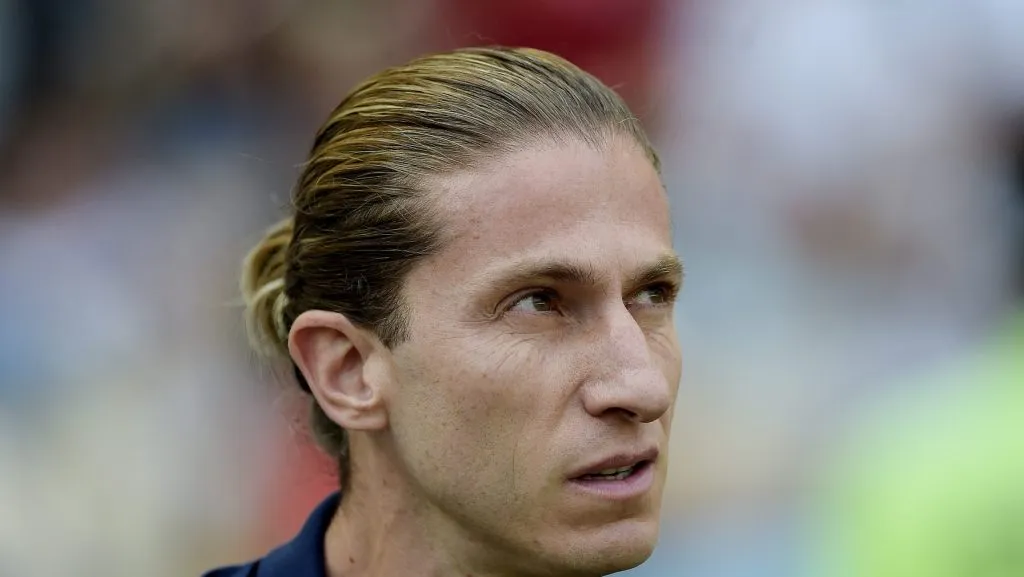 Foto: Alexandre Loureiro/AGIF – Filipe Luís não vai utilizar o meia e o futuro pode ser no Velho Continente.