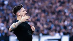 Garro jogador do Corinthians comemora seu gol - Foto: Marcello Zambrana/AGIF