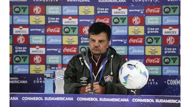 Alexandre Mendes, em coletiva pós-jogo - Foto: Lucas Merçon/Fluminense