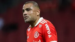 Mercado jogador do Internacional durante partida contra o América-MG no estádio Beira-Rio pelo campeonato Brasileiro A 2022.